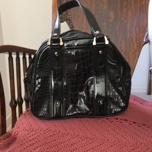 Black Liz Claiborne purse.